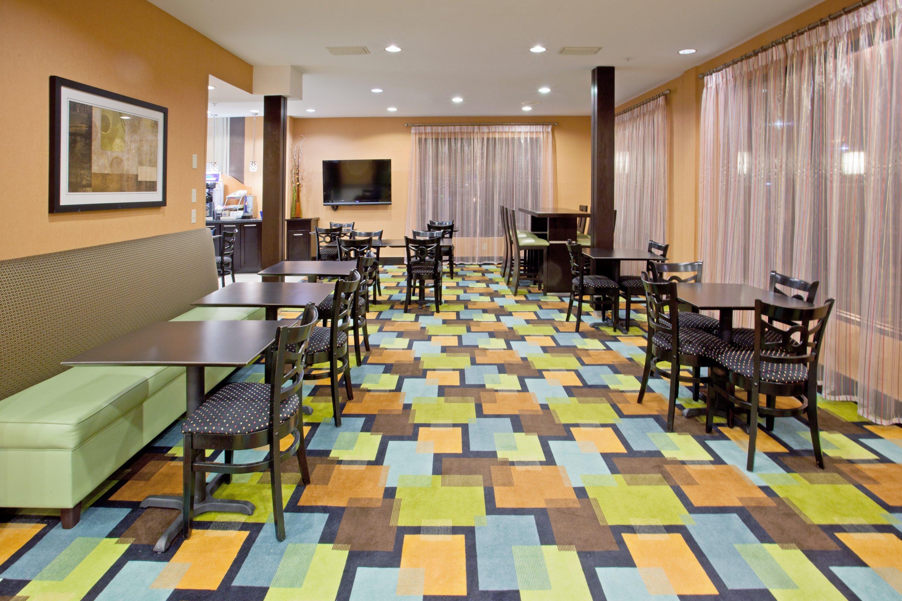Holiday Inn Express Arlington Interstate 20 Parks Mall By Ihg Bagian luar foto