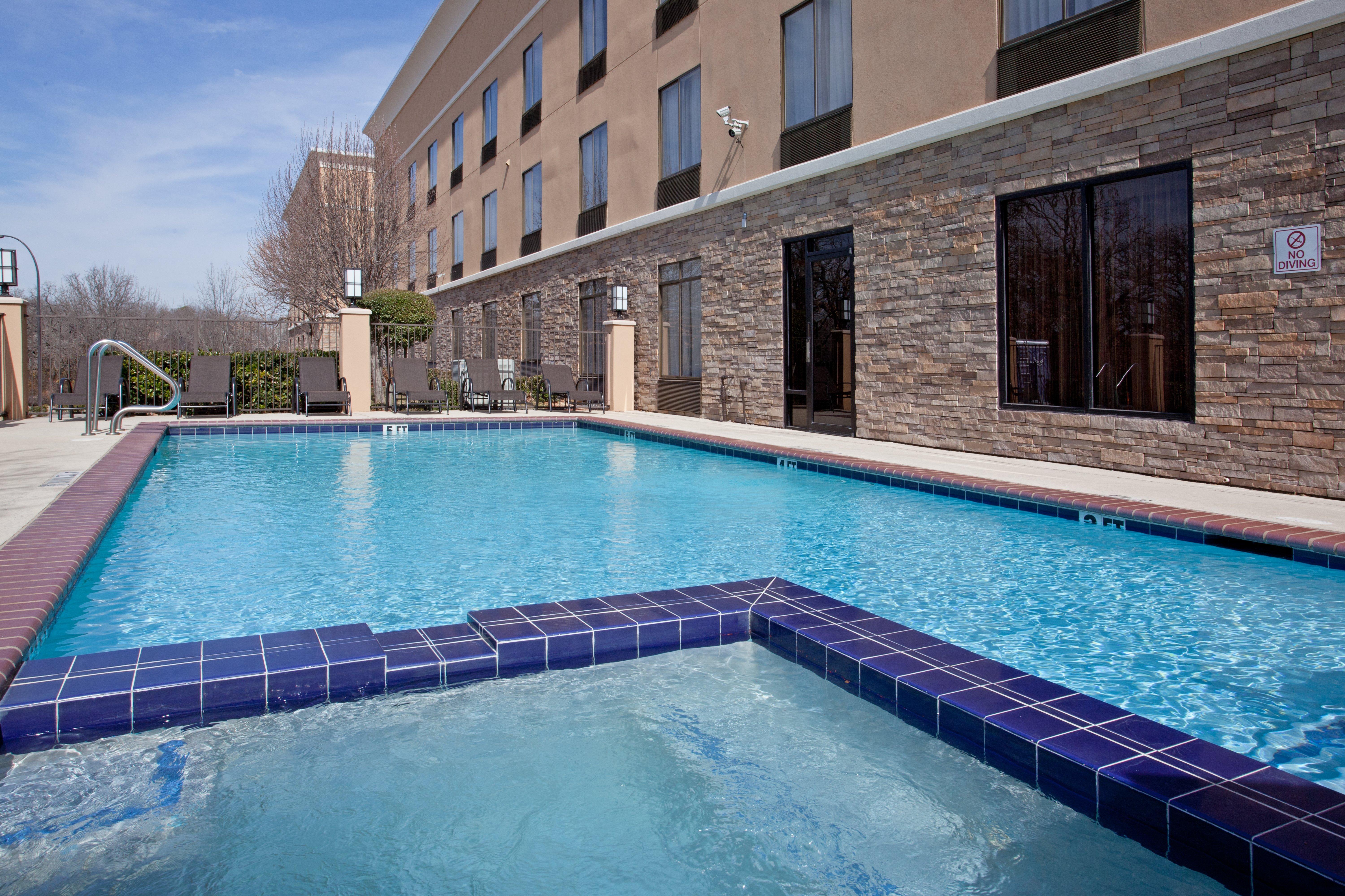 Holiday Inn Express Arlington Interstate 20 Parks Mall By Ihg Bagian luar foto